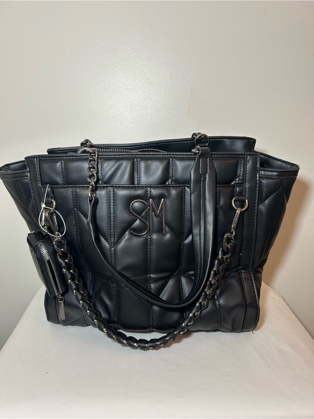Steve Madden Quilted Tote Bag in Black - Stylish Women's Handbag